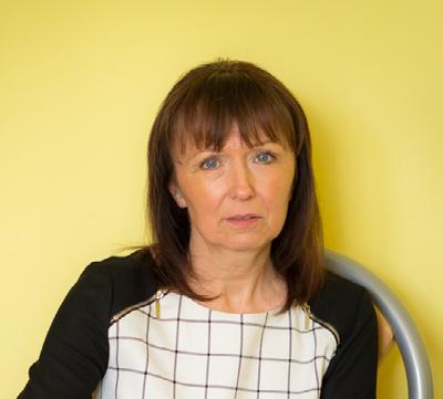 Turowski Wyzwania współczesnego świata są źródłem różnych form aktywności jednostki, z których jedną jest aktywność kulturalna, pozwalająca często przekroczyć samego siebie, wydobyć największą część