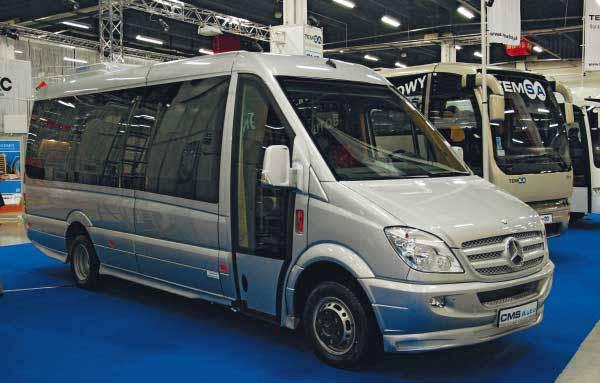Minibus CMS Auto na bazie Mercedesa Sprintera W segmencie autobusów międzymiastowych z roku na rok wzrasta popularność autobusów z Solca Najpopularniejszy autobus turystyczny w Polsce Mercedes-Benz