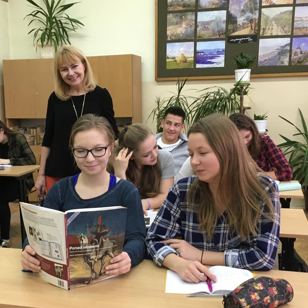 humanistyczna Jeśli posiadasz zdolności artystyczne, wrażliwość na piękno języka ojczystego, literatury i sztuki, cenisz przyjaź i kontakt z innymi ludźmi, to ten profil spełni Twoje