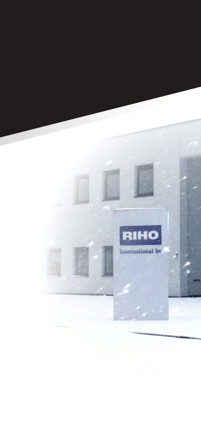 RIHO - holenderska firma z ponad 50-letnią tradycją, posiadająca 6 oddziałów na terenie całej Europy. Jako producent wyposażenia łazienek wyróżnia się estetyką minimalizmu i nowoczesnym designem.