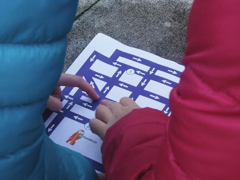 E. Jamroz, Matematyka bez tajemnic w MBP w Józefowie 33 renie Józefowa. Punkty kontrolne miały swoje miejsca w placówkach związanych z szeroko rozumianą sztuką matematyczną, m.in.