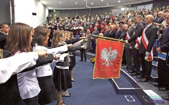 edukacja Nowy rok, nowe wyzwania W nadchodzący poniedziałek uroczysta inauguracja roku akademickiego 2017/2018!