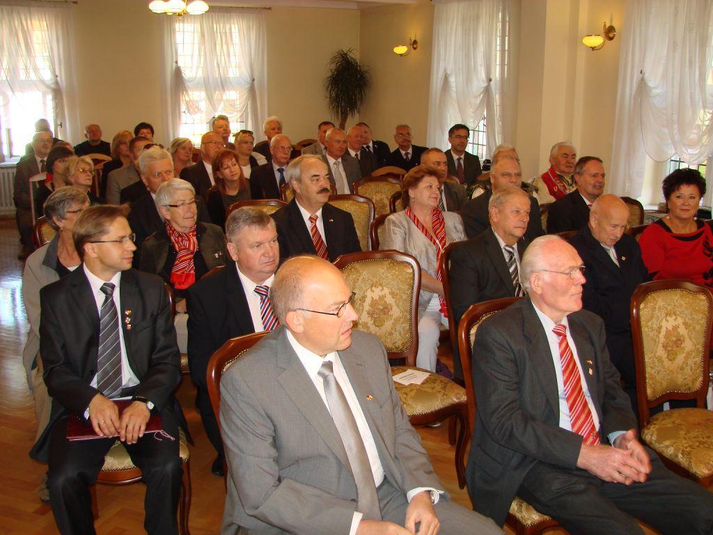 Wizyta, która odbyła się w dniach 16-19 września br. miała wymiar szczególny, uświetniła bowiem jubileusz 10-lecia współpracy zaprzyjaźnionych gmin.