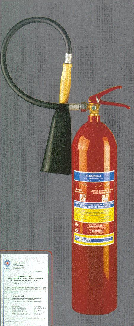 Gaśnica śniegowa GS-5X W jej budowie możemy wyróżnić: