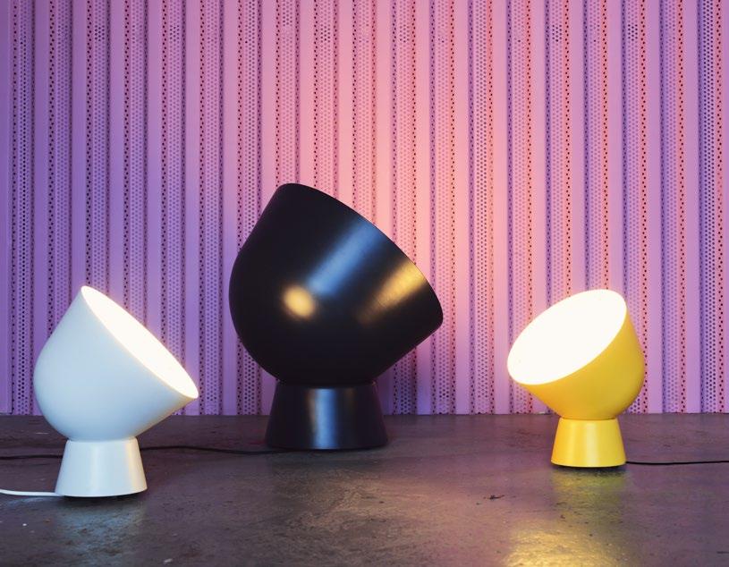 PH139215 PH139214 Kolekcja IKEA PS 2017. Lampa stołowa 129,-/szt. Biały 603.496.10 Żółty 503.338.03 Lampa podłogowa 299,-/szt. Granatowy 503.337.