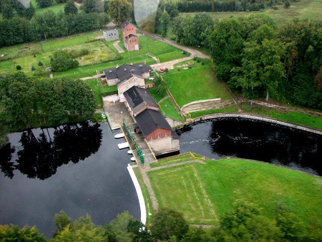 województwa jest Elektrownia Wodna Dychów o mocy zainstalowanej 91.330 MW. Jest to elektrownia szczytowo-pompowa typu derywacyjnego. Tabela 47.