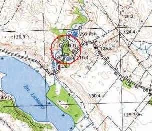 Jacek Radkowski i Jacek Wysocki Ryc. 44. Grabin, st. 1. Lokalizacja grodziska na mapie w skali 1:25000 Fig. 44. Grabin, site 1. Location of the stronghold on a 1:25,000 map Ryc. 45. Grabin, st. 1. Numeryczny model terenu (źródło: geoportal.