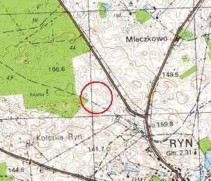 Jacek Radkowski i Jacek Wysocki Ryc. 107. Ryn, st. 2. Lokalizacja grodziska na mapie topograicznej w skali 1:25000 Fig. 107. Ryn, site 2. Location of the stronghold on a 1:25,000 map Ryc. 108.