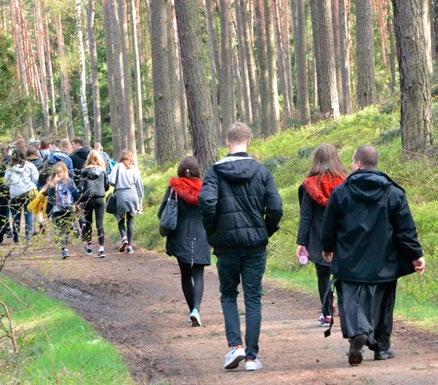 Również atmosfera u rodzin, które nas gościły, pozwalała nam poczuć się jak