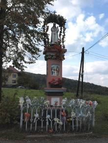 Budynek cechach budownictwa regional.. datowanie: 1925 r. rodzaj użytkowania: rolnicze ŁĘKAWICA Budynek bez wyraźnych cech stylowych.