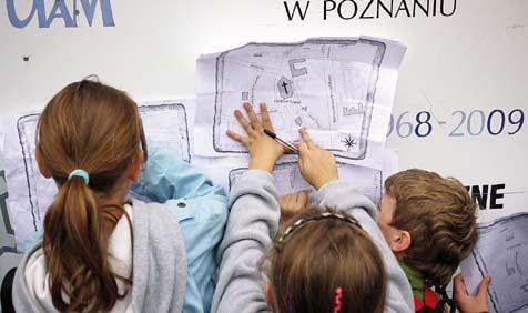 Ilość miejsc ograniczona; zgłoszenia: na adres rezerwat@muzarp.poznan.pl oraz pod numerem telefonu: 61 852 21 67 w godzinach pracy Rezerwatu Archeologicznego. Sobota 16 września godz. 12.00-16.