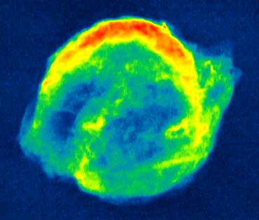 Nietermiczne promieniowanie obiektów astronomicznych Supernowa Keplera szok