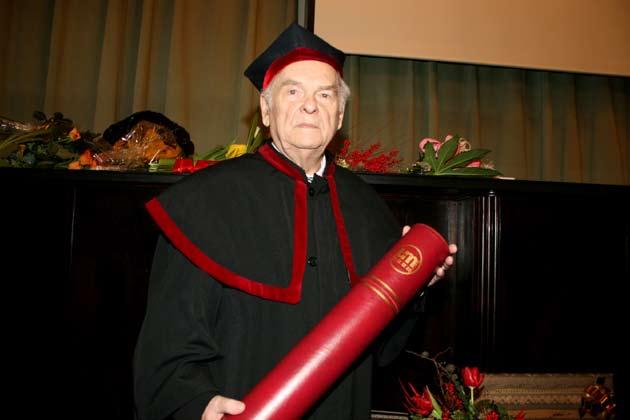 dyczną i guzami tkanek miękkich.