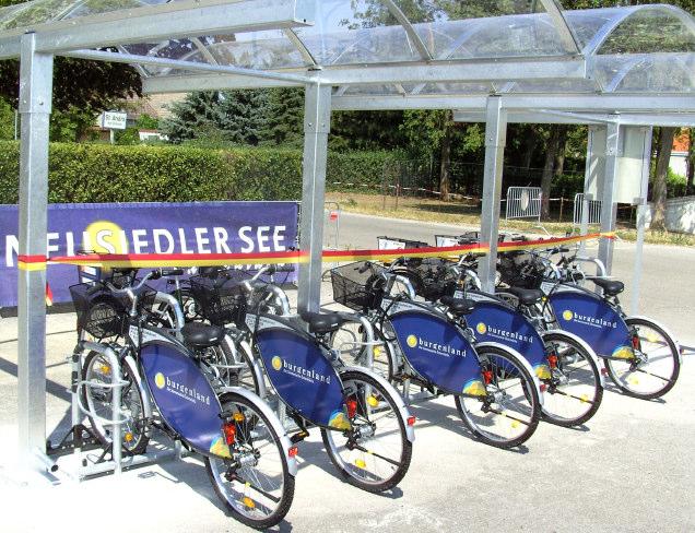 Rys. 5-2: Stacja systemu rowerów publicznych. Źródło : Nextbike (2009). Wypożyczenia Infrastruktura Podróże Profil użytkownika Sierpień.