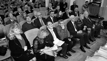 Miejsko-Gminna Biblioteka Publiczna w Busku-Zdroju BENEFIS JANA CHRUŚLINSKIEGO W BUSKU-ZDROJU artystyczna przeplatana była wspomnieniami osób związanych z Jubilatem w różnych momentach jego życia.