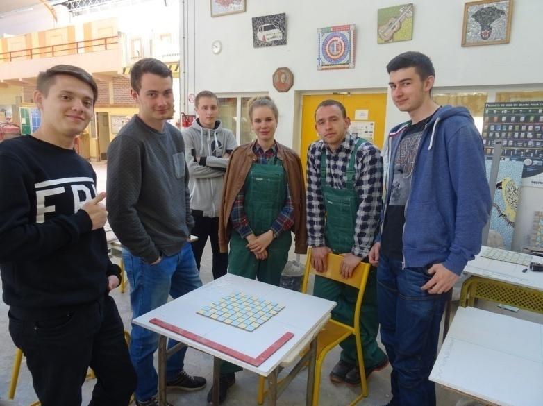 Zespół Szkół nr 10 w Zabrzu Imię i nazwisko Daniel Hohmann Mateusz Kubiec Sebastian Wlocka Marek Waliczek Szymon Głogowski ASEMKA Miejsce praktyki Lycée Claude Fauriel; 28