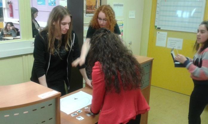 Zespół Szkół nr 17 w Zabrzu Imię i nazwisko Dominika Kobylec Agnieszka Warzycha Paweł Bakalarczyk Marta Gilga Patryk Paprotny Les Lycée de Beauregard; 4, Av.