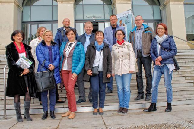 JOB SHADOWING KADRY PEDAGOGICZNEJ W job shadowingu systemu dualnego uczestniczyło 24 pracowników związanych z kształceniem zawodowym, w tym nauczyciele różnych branż, doradcy zawodowi oraz osoby