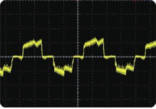 Bezstopniowa regulacja Silnik wentylatora DC może być regulowany bezstopniowo przez zewnętrzną płytkę sterującą(pcb) w zależności od ciśnienia w systemie.