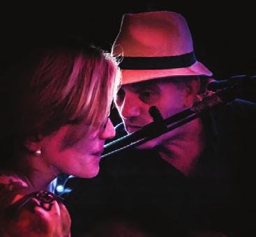 Program & Artyści 19.15 Powitanie gości 19.50 Przejście do sali teatralnej 20.00 Wręczenie nagród POLONUS 2016 21.