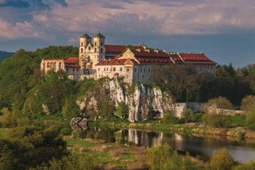 Tyńcu widziany z Piekar / spring monastery in Tyniec