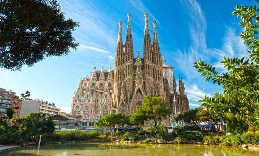 Barcelona Śniadanie w miejscu zakwaterowania.