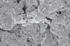 67 POLIMERY 9, 54,nr1 1 µ m Rys. 1. Obraz SEM prze³omu termoplastycznej skrobi BGS w temperaturze otoczenia Fig. 1. SEM image of thermoplastic BGS starch fracture at ambient temperature 1 µ m Rys. 3.