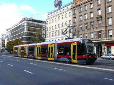 Inwestycje w transporcie publicznym Promocja transportu publicznego Podejmowane dzia ania: Rozwój istniejącej sieci: 407 km