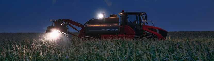 30 31 NightLight Oświetlenie belki roboczej Optymalna kontrola oprysku nocą Nowatorska technologia LED zapewnia
