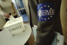 Gwarancja demokratycznych wyborów Grupy posłów do Parlamentu Europejskiego są regularnie wysyłane do krajów trzecich w ramach wyborczych misji obserwacyjnych.