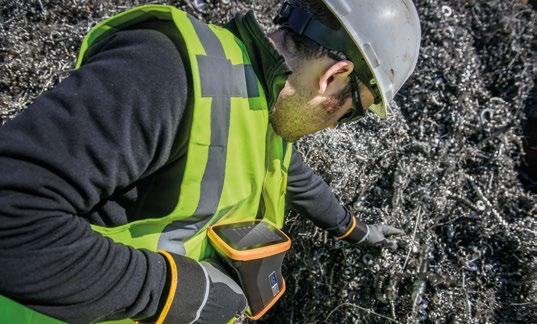 Wyświetlacz Vulcana jest czytelny ponieważ wykorzystuje najbardziej zaawansowane obecnie technologie, aby zapewnić czytelność ekranu w pełnym słońcu.