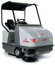 maksymalne nachylenie z pełnym zbiornikiem % 10 moc silnika elektrycznego V/W 36/4 000 - moc silnika diesela (Perkins) km - 14 moc silnika otrząsacza filtra V/W 12/110 podciśnienie m 3 /h