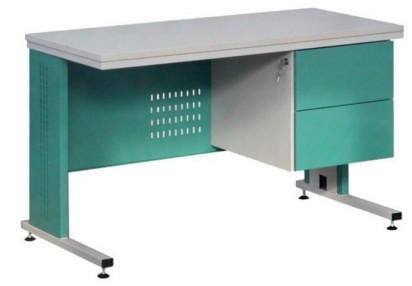 Z4 Biurko pielęgniarki 1200x600xh740-770 mm Biurko lekarskie. Stelaża C- kształtny. Kontener biurka podwieszany, zbudowany z dwóch szuflad dostosowanych do formatów na karty chorób pacjentów.