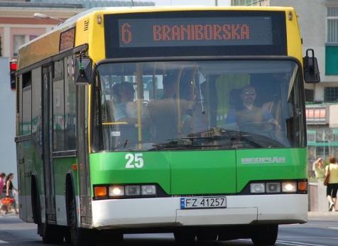 Co proponujemy? - MZK Po połączeniu ceny wszystkich biletów będą jednakowe w całym mieście. Dzisiaj jest tak: Bilet miesięczny 90-przejazdowy: miasto 76 zł, gmina z przesiadką w mieście 160 zł.