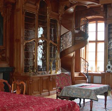 W latach 80-tych XVIII wieku przeprowadzono modernizację wnętrz pałacu w stylu klasycystycznym.