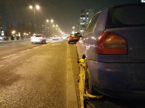 przy ursynowskim Ratuszu, nasz czytelnik udał się pod wspomniany budynek celem sprawdzenia informacji.