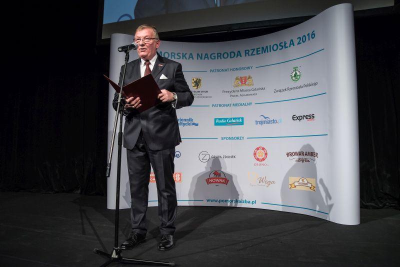 Pomorska Nagroda Rzemiosła 2016 Dnia 5 listopada br. w Teatrze Wybrzeże odbyła się gala konkursu Pomorska Nagroda Rzemiosła 2016.