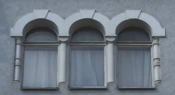 w asne) Fig. 7. The window from the turn of 19 th century Garbary 20 street (source: by author) przy ul. Gda skiej 83.