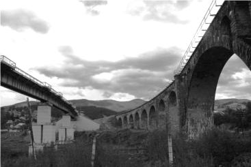 Vorokhta viaduct Paradczyn, 1917-1927. Viaduct in its original form after reconstruction from the war devastation.