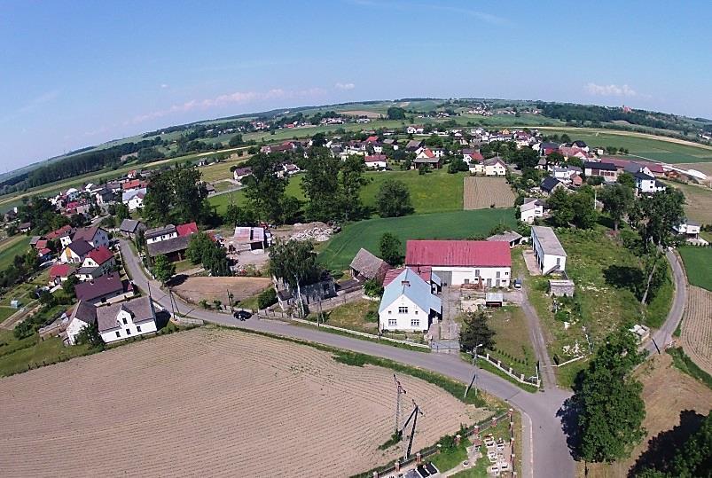 Z URZĘDU Gazeta Samorządowa Gminy Nędza nr 10/2014 MIESZKAŃCY ZDECYDOWALI NA CO PÓJDZIE FUNDUSZ SOŁECKI W Górkach Śląskich w przyszłym roku z funduszu sołeckiego powstanie parking wraz z odwodnieniem
