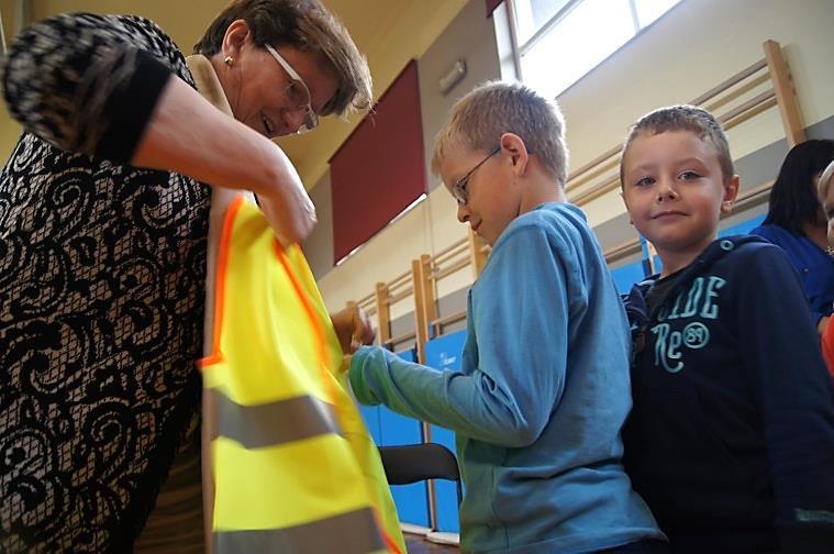 Z ŻYCIA PLACÓWEK OŚWIATOWYCH Gazeta Samorządowa Gminy Nędza nr 10/2014 DZIECI Z GÓREK ŚL.