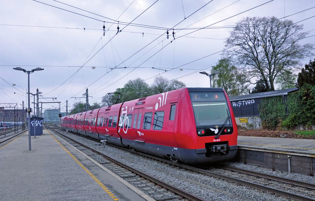 Wagony są wyposażone w jednoosiowe wózki, a dodatkowo dzięki krótszym wagonom pociągi łatwiej wpisują się w łuki, w które obfitują linie S-Tog.