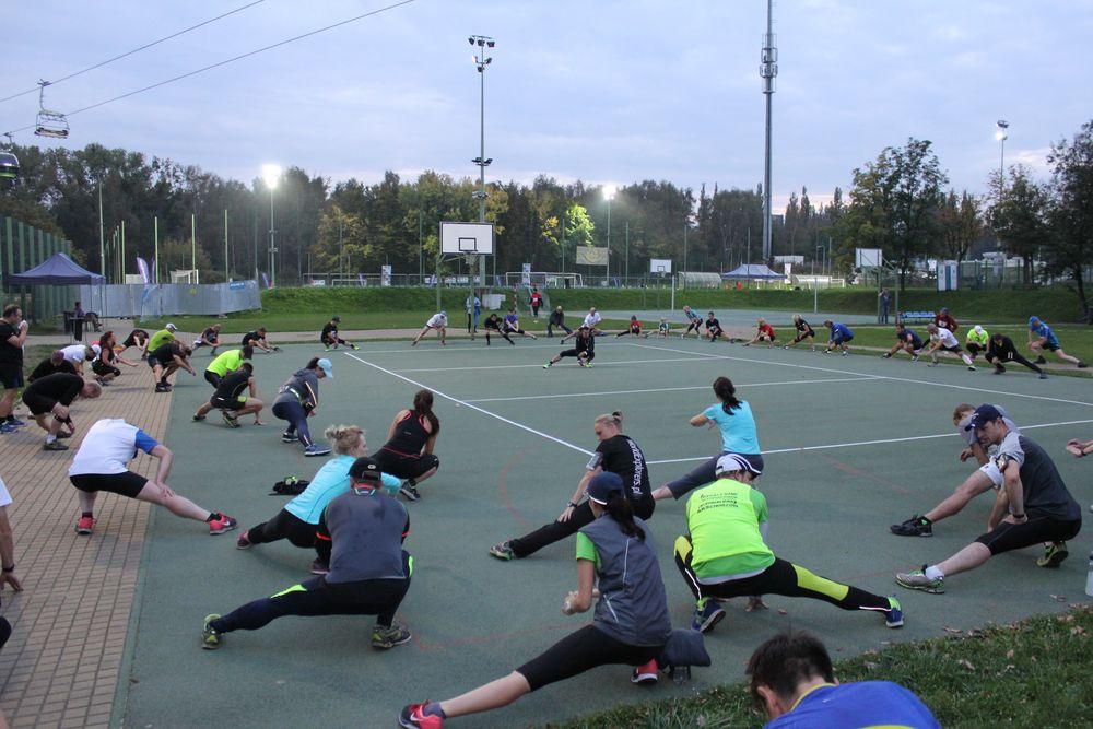 30 września zajęcia w ramach akcji Biegaj z nami na Stadionie Śląskim zgromadziły wszystkich chętnych, którzy chcieli sprawdzić swoje umiejętności wytrzymałościowe.