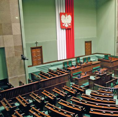 PAŃSTWO I PODSTAWOWE PRAWA, AKTYWNOŚĆ OBYWATELSKA Frekwencja w wyborach do Sejmu RP 50,9% Zaufanie do Sejmu i Senatu 25,3% Zaufanie do Rządu 27,3% Osoby świadczące wolontariat w