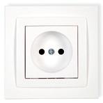 Gniazda pojedyncze i podwójne Single and double socket outlets IP20 16A 250V~ DGP-1 DGP-1 + DR-1 Gniazdo pojedyncze bez uziemienia 2P Single socket