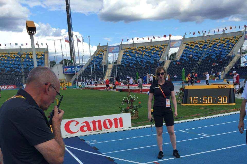 Rozpoczęcie pracy sędziów komisji biegowej - próba zerowa Osoba obsługująca fotofinisz wykonuje próbę zerową w obecności arbitra biegu (najczęściej jednakże będzie to sędzia główny biegu).
