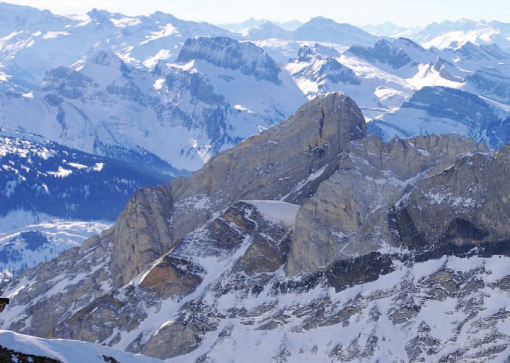 60 Hiszpania - wypoczynek ZAMKNIĘCIE SEZONU Les Chalets de Wengen TERMIN APARTAMENT 4 os. APARTAMENT 6 os. DOKWATEROWANIE 25.03 > 03.