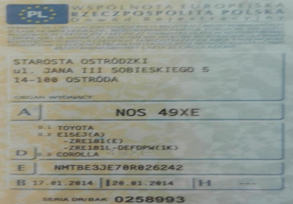 [14/30] Zakup samochodu Rysunek 19. Zdjęcie dowodu rejestracyjnego samochodu Należy teraz wypełnić tylko trzy pola, w które wpisujemy dane z naszego dowodu rejestracyjnego.
