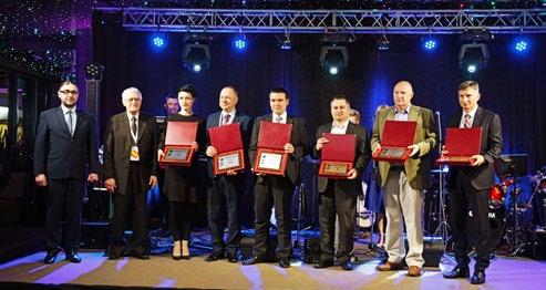 Pamiątkowe grawertony otrzymali: platynowi sponsorzy konferencji Steinzeug-Keramo Sp. z o.o., Sekisui SPR Poland Sp. z o.o., 3M Poland Sp. z o.o.; złoty sponsor konferencji Per Aarsleff Polska Sp.