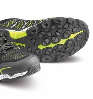 cyrkulację powietrza, ale także dobrze amortyzuje. W nowym modelu X-SO Wave II GTX, użyliśmy udoskonaloną technologię Gote-Tex Surround.